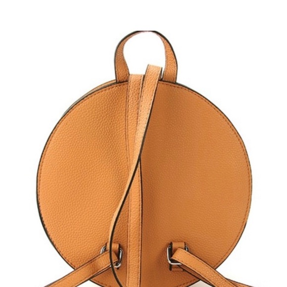 Concha Backpack - Picture 4 of 8